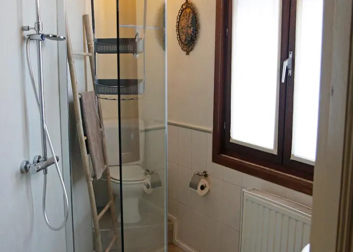 18de-eeuwse Woning In Het Hartje Апартаменты