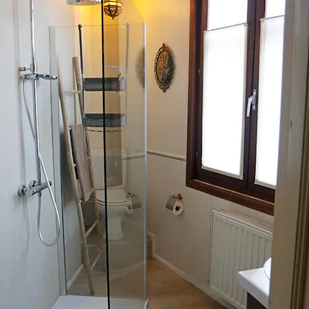 18de-eeuwse Woning In Het Hartje Apartmán